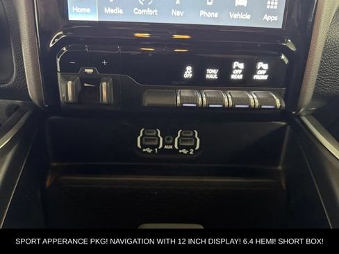 Used 2024 RAM 2500 Big Horn w/ Sport Appearance Package AWD/4WD image 26