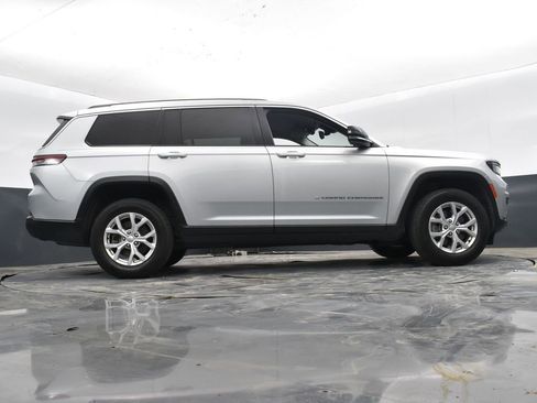 Used 2023 Jeep Grand Cherokee L Limited image 35