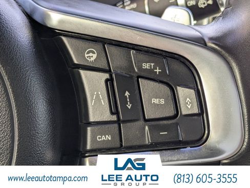 Used 2019 Jaguar F-PACE S image 28