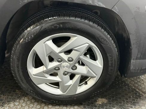 Certified 2024 Hyundai Kona SE image 16