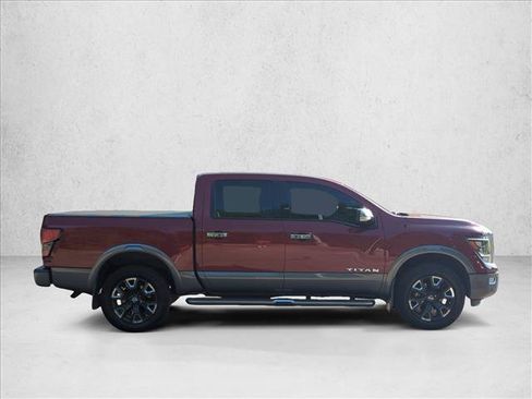 Used 2021 Nissan Titan Platinum Reserve w/ Moonroof Package AWD/4WD image 4