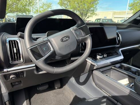 New 2026 Ford Expedition Platinum AWD/4WD image 23