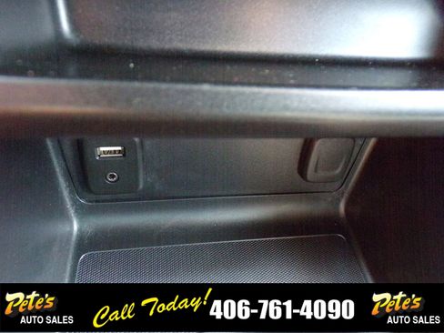 Used 2018 Chevrolet Colorado W/T image 13