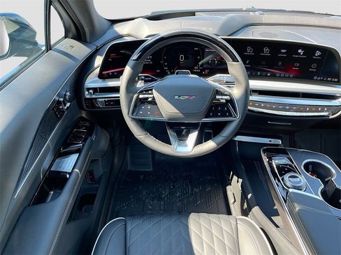 New 2026 Cadillac Lyriq V w/ LPO, Floor Liner Package image 23