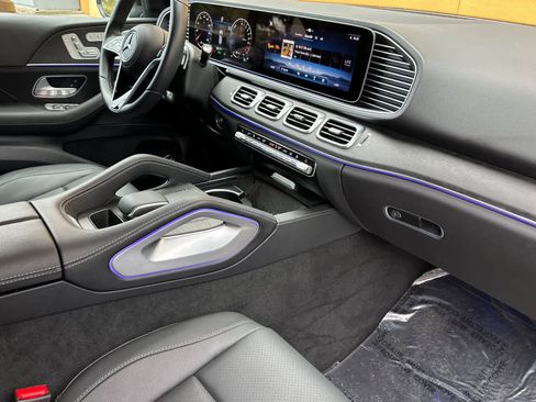 Certified 2025 Mercedes-Benz GLE 450e 4MATIC image 15