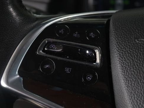 Used 2020 Cadillac Escalade Luxury image 12