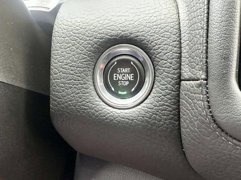 Used 2022 GMC Yukon XL Denali image 26