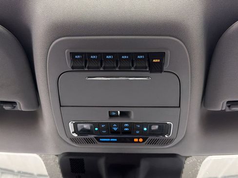 Used 2024 Ford F250 Lariat w/ Lariat Ultimate Package image 46