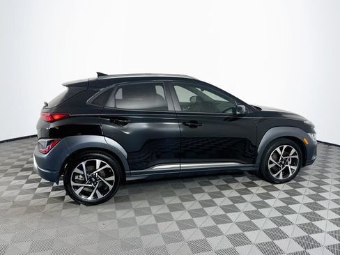 Used 2022 Hyundai Kona Limited FWD image 9