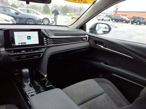 Certified 2025 Toyota Camry LE image 19