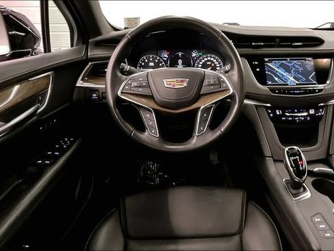 Used 2019 Cadillac XT5 Platinum AWD/4WD image 6