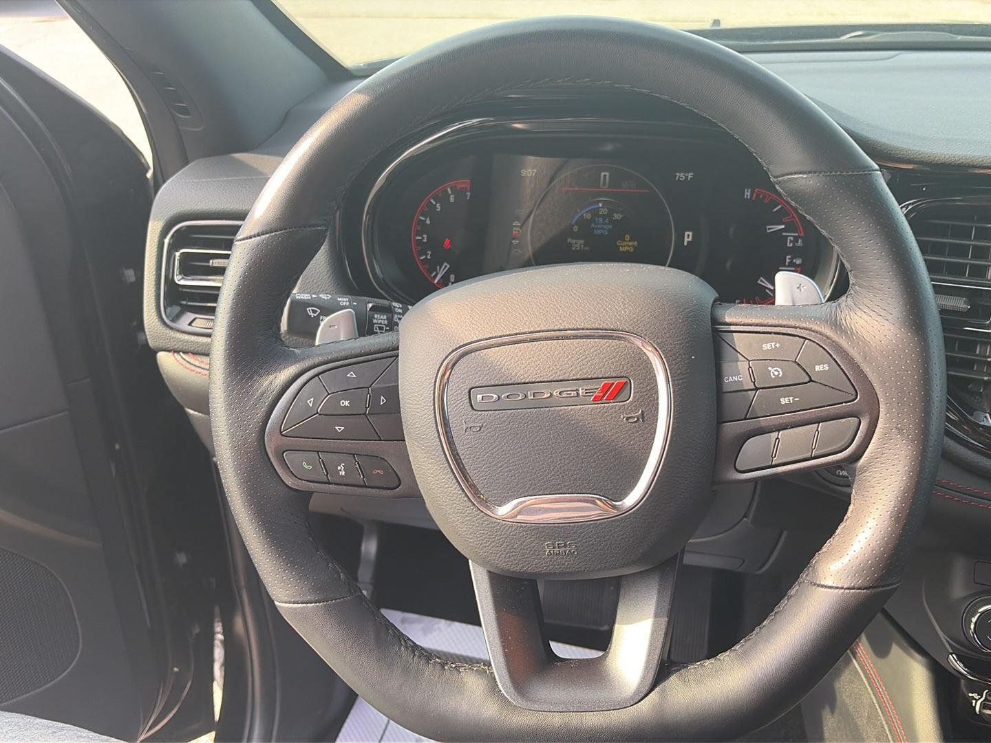 Used 2025 Dodge Durango GT AWD/4WD image 19