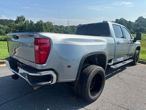 Used 2024 Chevrolet Silverado 3500 LT w/ All Star Edition AWD/4WD image 6