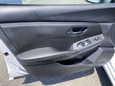 Used 2024 Nissan Sentra S FWD image 13