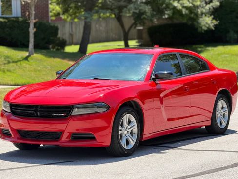Used 2023 Dodge Charger SXT RWD image 1