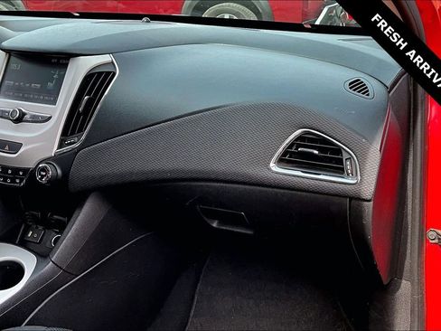 Used 2016 Chevrolet Cruze LS image 25