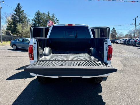 Used 2015 Ford F150 Lariat image 23
