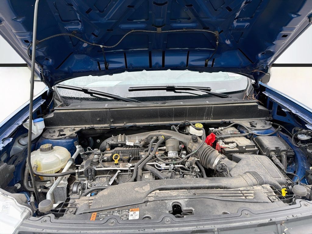 Used 2024 Ford Maverick Lariat w/ 4K Tow Package AWD/4WD image 32