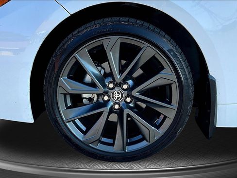 Used 2025 Toyota Corolla SE FWD image 35
