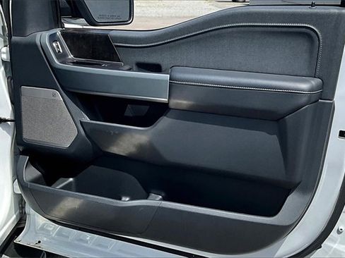 Used 2023 Ford F150 Lariat image 19