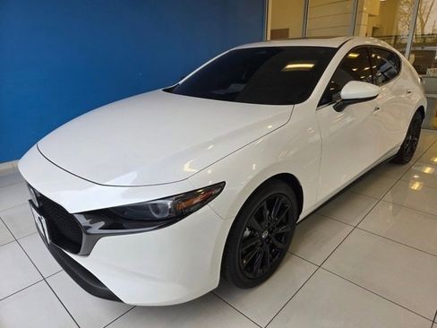 Used 2025 MAZDA MAZDA3 2.5 S Hatchback w/ Premium Pkg image 1