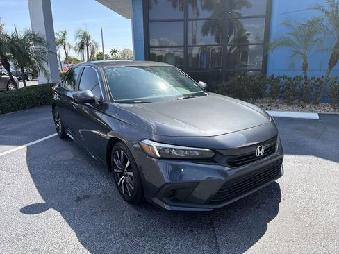 Used 2024 Honda Civic EX image 2