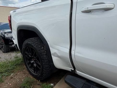 Used 2022 GMC Sierra 1500 Elevation w/ LPO, Elevation Black Package AWD/4WD image 1