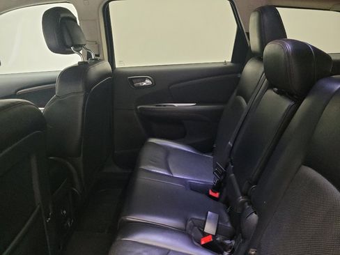 Used 2017 Dodge Journey GT w/ Driver Convenience Group FWD image 18