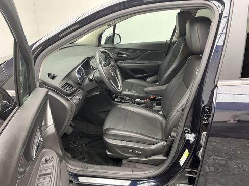 Certified 2022 Buick Encore Preferred w/ Safety Package image 3