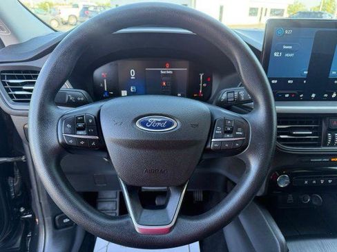 Used 2025 Ford Escape Active w/ Tech Pack #1 AWD/4WD image 7