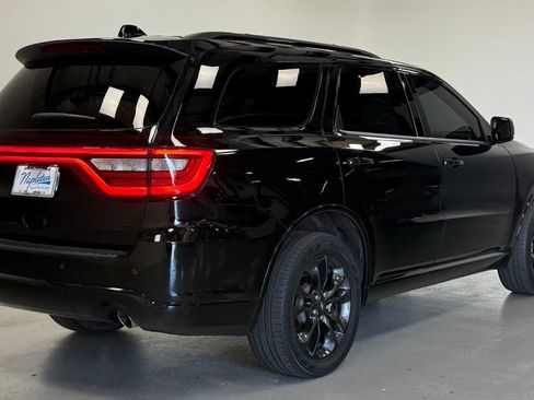 Used 2022 Dodge Durango GT AWD/4WD image 3