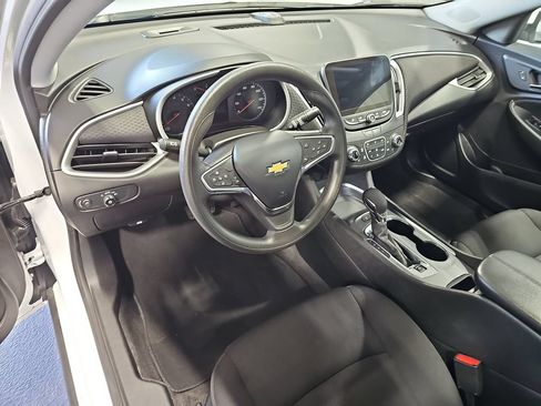 Used 2024 Chevrolet Malibu LT FWD image 15