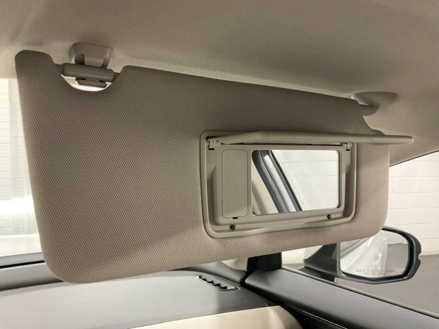 Certified 2026 Honda HR-V LX image 27