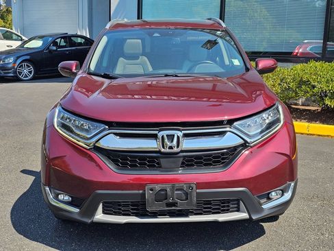 Used 2018 Honda CR-V Touring image 2