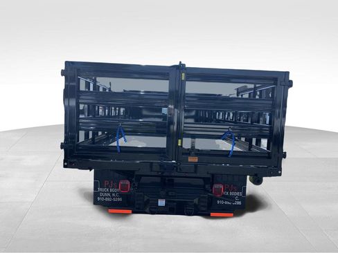 New 2024 Ford F550 4x4 Regular Cab Super Duty image 17