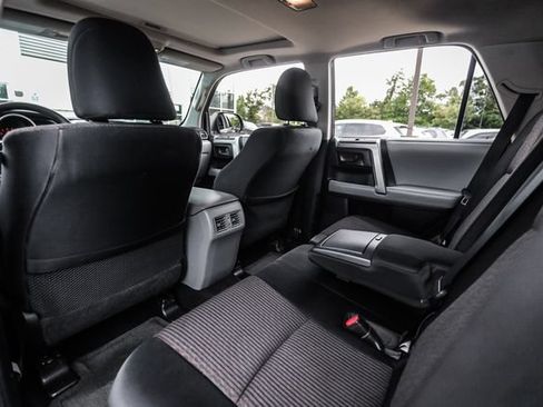 Used 2013 Toyota 4Runner SR5 w/ Convenience Pkg AWD/4WD image 32