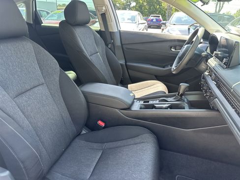 Used 2025 Honda Accord SE image 13