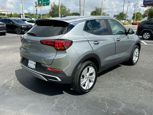 Certified 2025 Buick Encore GX Preferred FWD image 5