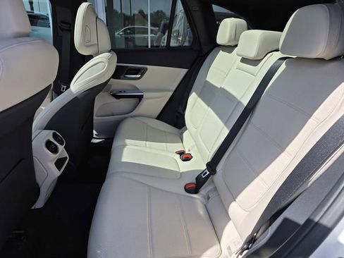 New 2026 Mercedes-Benz GLC 300 image 5