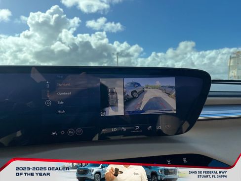 New 2026 Buick Enclave Preferred image 32