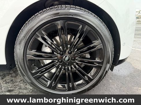 Used 2022 Land Rover Range Rover SE image 18