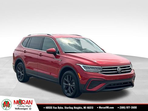 Used 2024 Volkswagen Tiguan SE AWD/4WD image 6