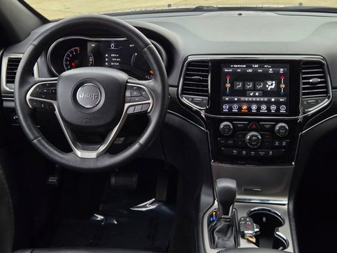 Used 2019 Jeep Grand Cherokee Limited image 25