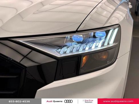 Used 2023 Audi Q8 Premium Plus w/ Premium Plus Package AWD/4WD image 7