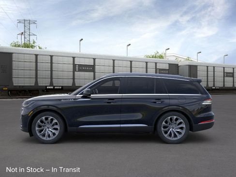 New 2025 Lincoln Aviator Reserve image 3