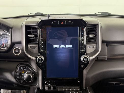 Used 2021 RAM 1500 Big Horn AWD/4WD image 11