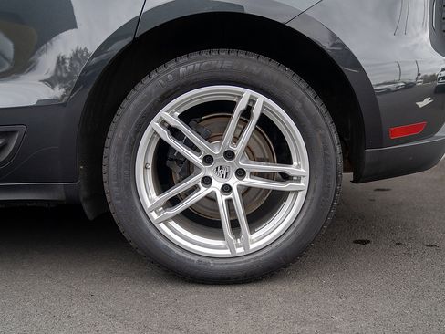 Used 2026 Porsche Macan image 24