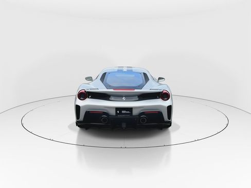 Used 2019 Ferrari 488 Pista Coupe RWD image 7