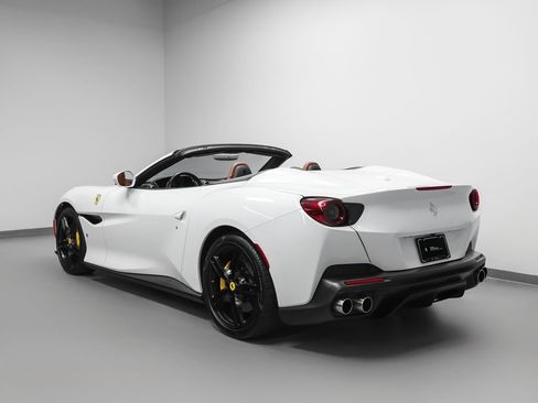 Certified 2019 Ferrari Portofino RWD image 70