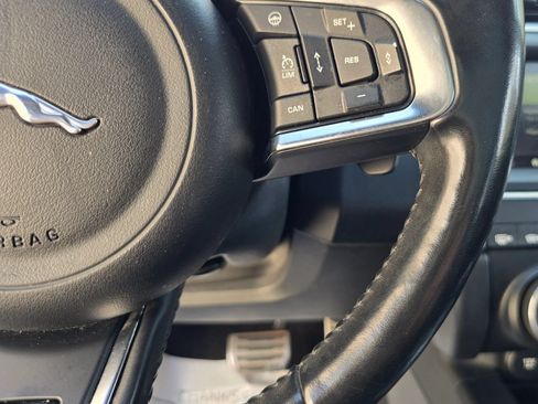 Used 2018 Jaguar E-PACE R-Dynamic HSE AWD/4WD image 31